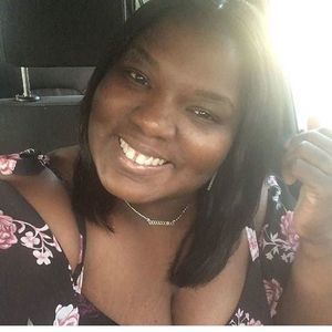 Meet your Posher, Nadia